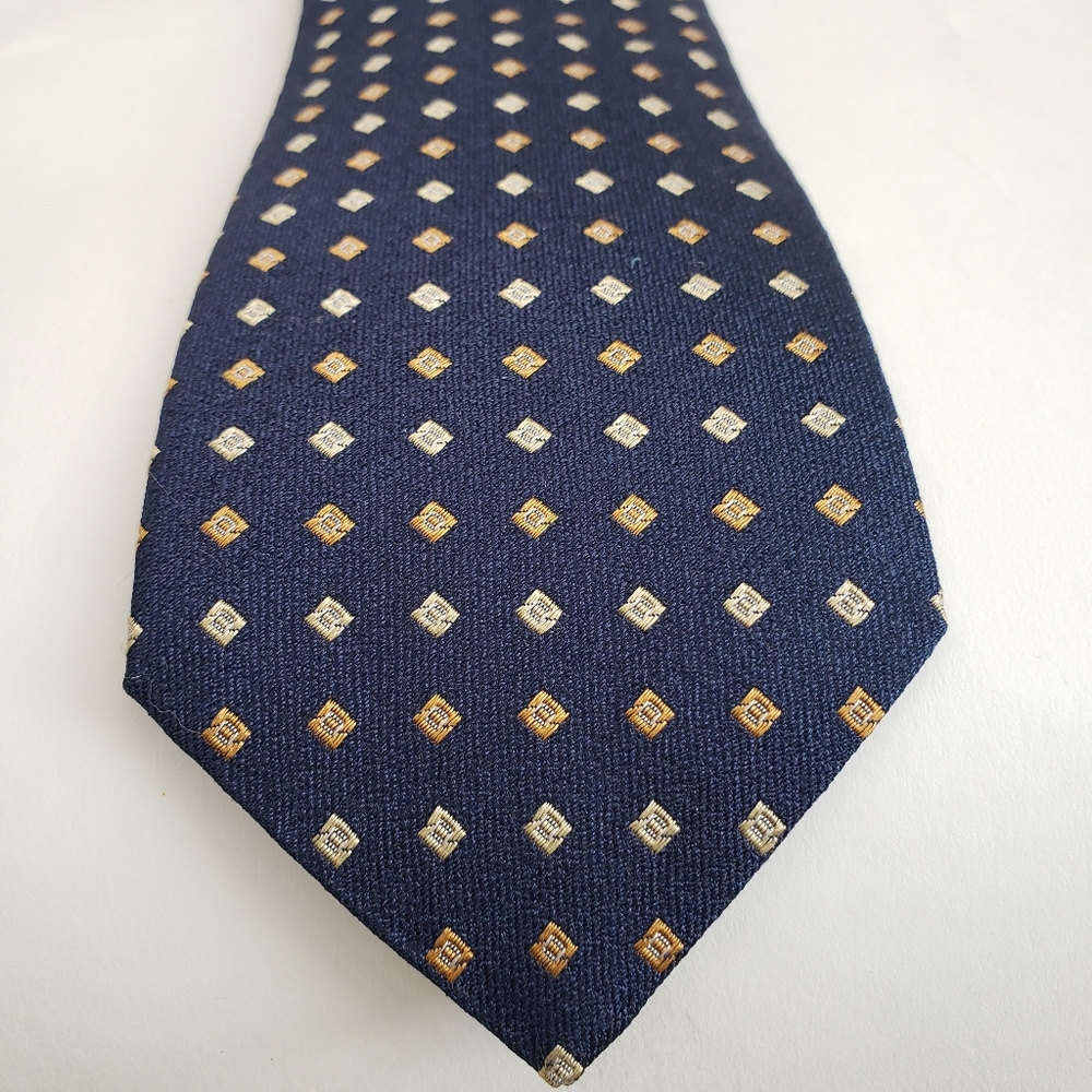Saks Fifth Avenue Silk Necktie